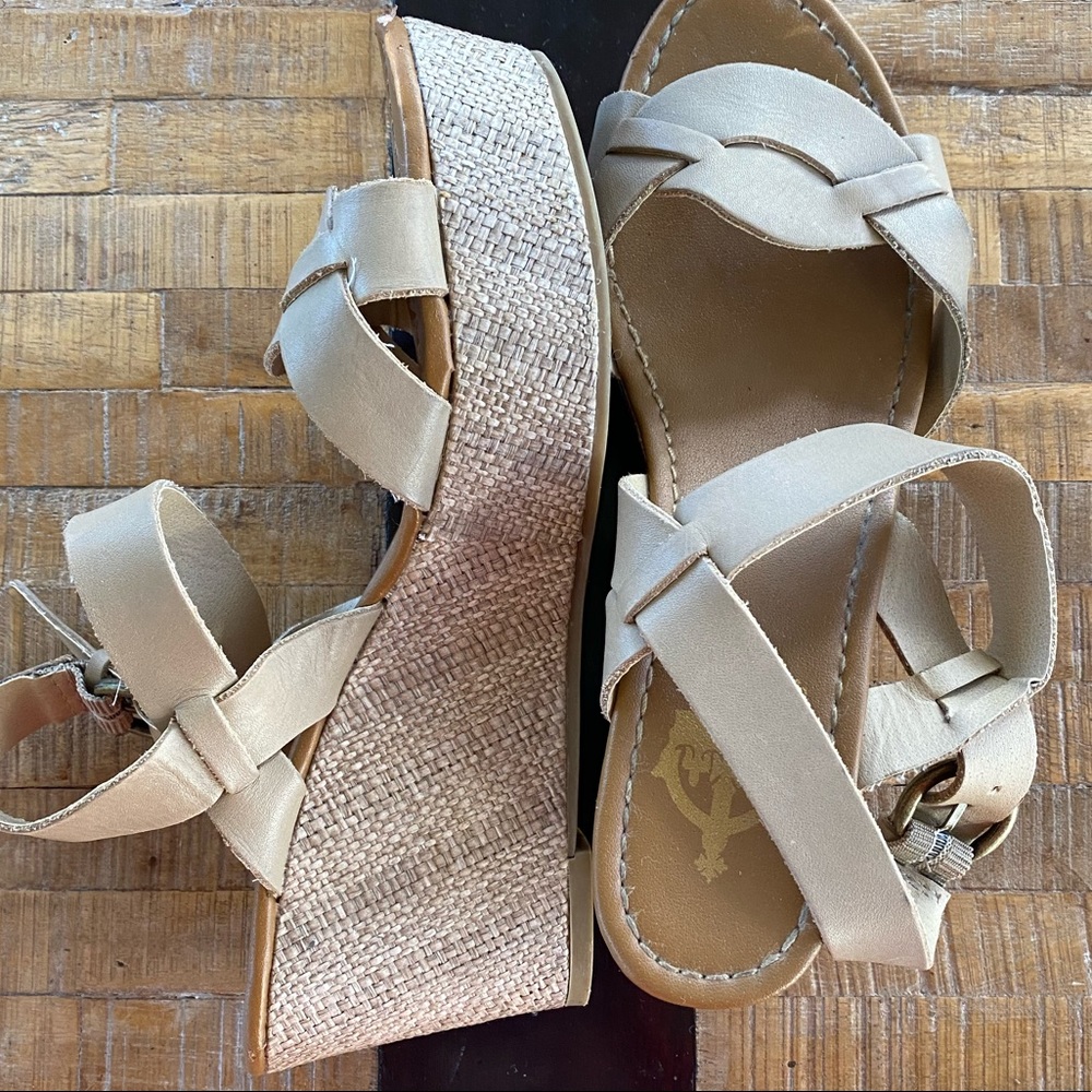 Versatile Wedges - Picture 6 of 9
